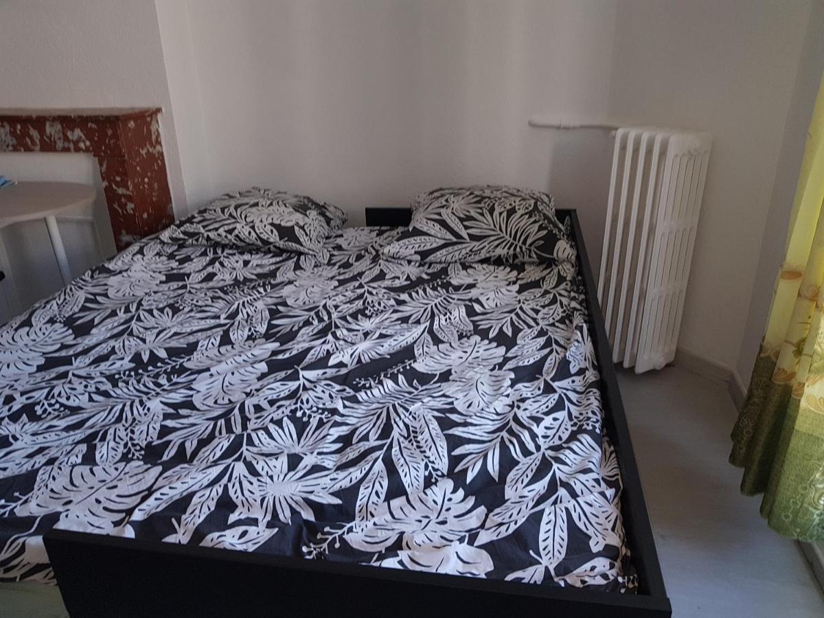 Studio With Sea View For 2 People 土伦 外观 照片