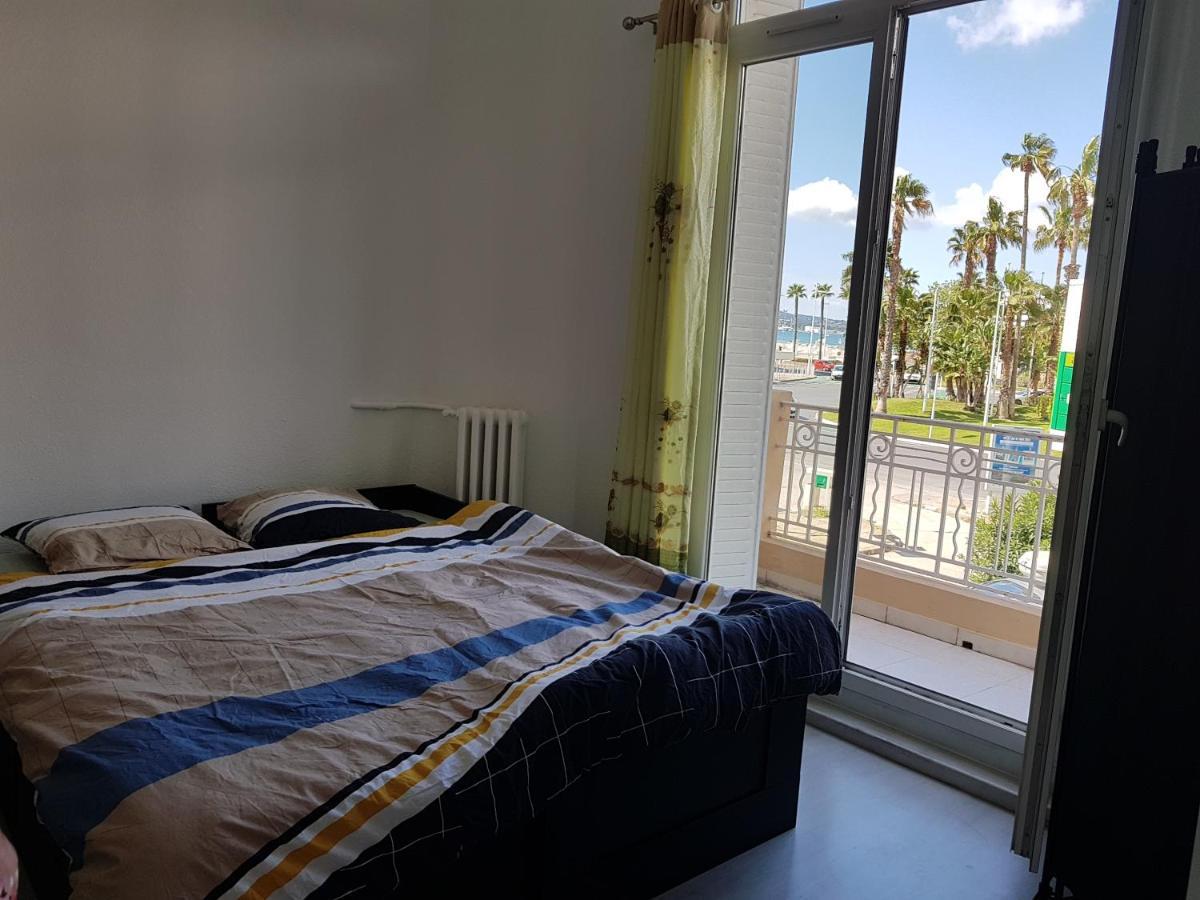 Studio With Sea View For 2 People 土伦 外观 照片