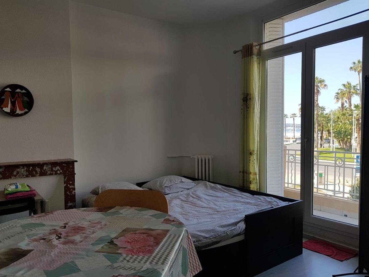 Studio With Sea View For 2 People 土伦 外观 照片