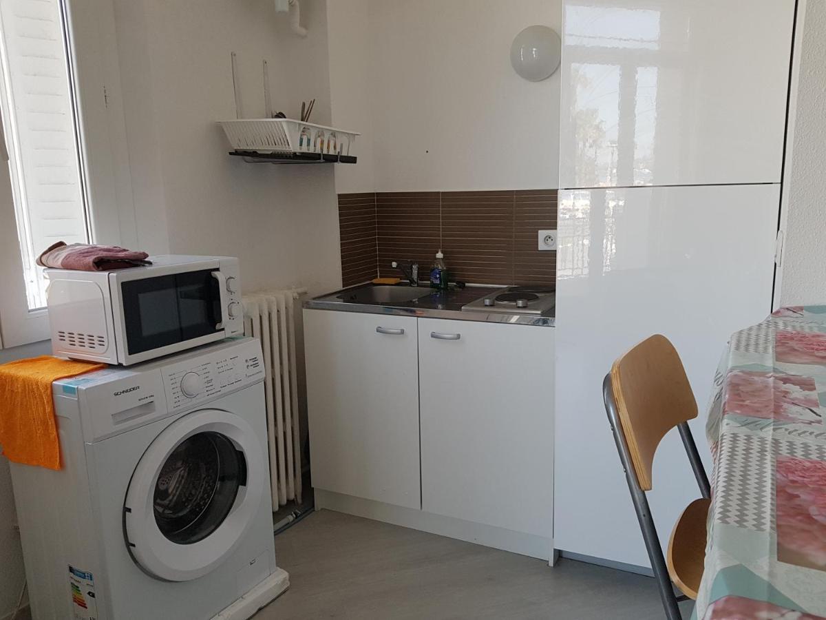 Studio With Sea View For 2 People 土伦 外观 照片